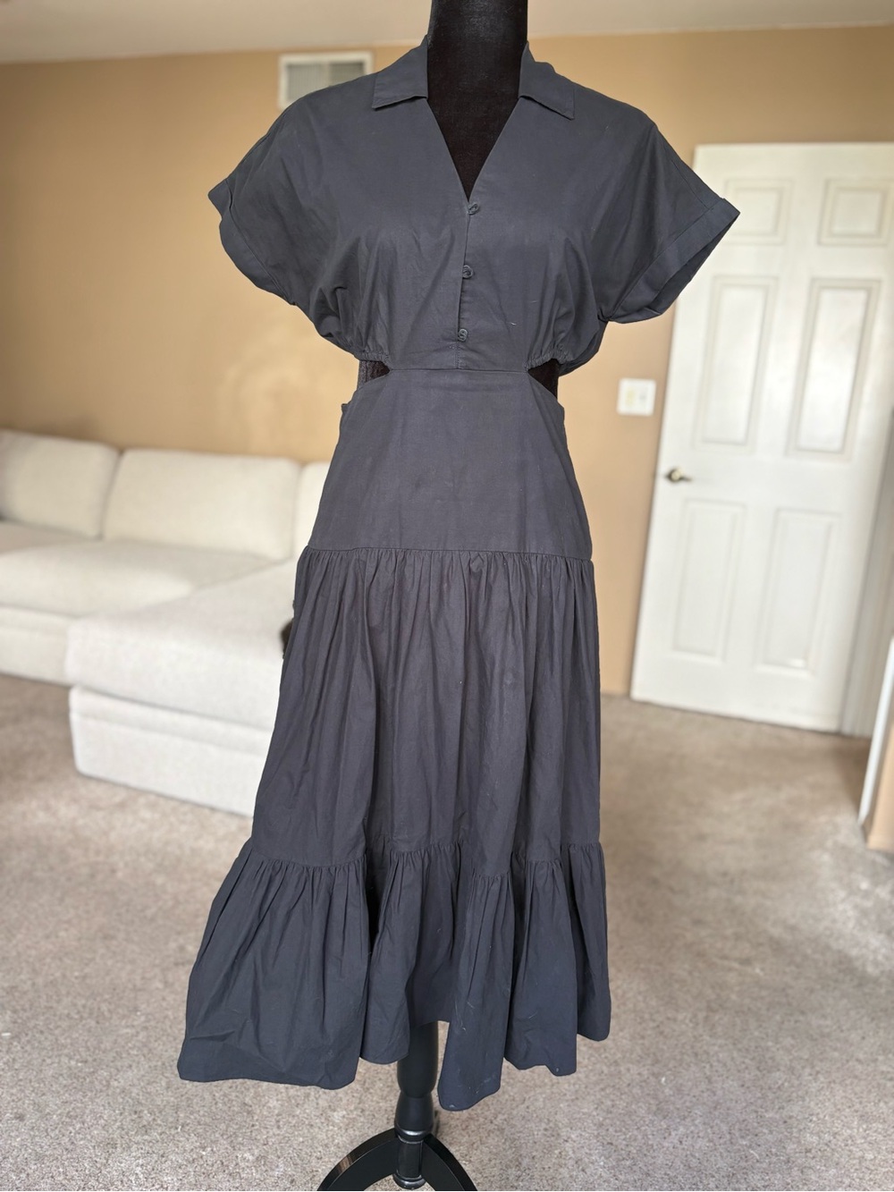 Oak + Fort Women's Black Cutout Tiered Midi Dress